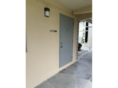 Welcome to this charming ground-floor 1-bedroom, 1.5-bathroom on Kings Point Golf - Executive in Florida - for sale on GolfHomes.com, golf home, golf lot