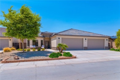 Welcome to this beautifully maintained 3-bedroom, 2-bath POOL on Desert Lakes Golf Course in Arizona - for sale on GolfHomes.com, golf home, golf lot
