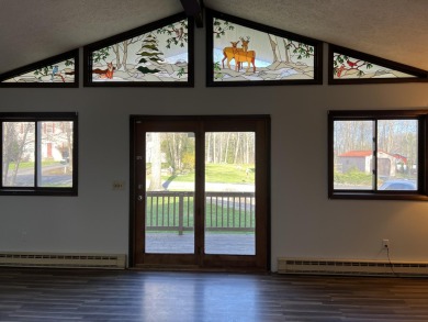 Charming 3-Bedroom Ranch Home in Amenity-Rich Pocono Farms on Pocono Farms Country Club in Pennsylvania - for sale on GolfHomes.com, golf home, golf lot