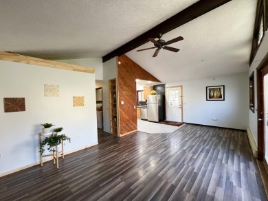Charming 3-Bedroom Ranch Home in Amenity-Rich Pocono Farms on Pocono Farms Country Club in Pennsylvania - for sale on GolfHomes.com, golf home, golf lot