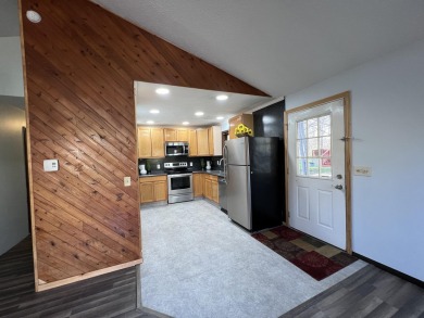 Charming 3-Bedroom Ranch Home in Amenity-Rich Pocono Farms on Pocono Farms Country Club in Pennsylvania - for sale on GolfHomes.com, golf home, golf lot