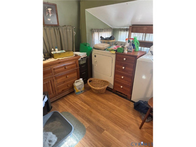 Come explore the popular River Ridge neighborhood on Lake Gaston on River Ridge Golf Club in Virginia - for sale on GolfHomes.com, golf home, golf lot