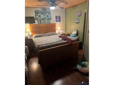 Come explore the popular River Ridge neighborhood on Lake Gaston on River Ridge Golf Club in Virginia - for sale on GolfHomes.com, golf home, golf lot