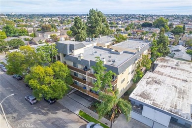 BACK ON THE MARKET! VACANT AND FRESHLY PAINTED.
Spacious and on Recreation Park Golf Course 18 in California - for sale on GolfHomes.com, golf home, golf lot