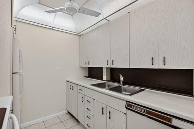 Needs some TLC for this nice Unit in Wynmoor Golf Village where on Wynmoor Golf Course in Florida - for sale on GolfHomes.com, golf home, golf lot