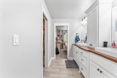Step into this stunning custom-built home located in the highly on Isabella Golf Course  in Arkansas - for sale on GolfHomes.com, golf home, golf lot