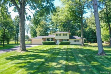 Take a look at this beautiful setting, it's only had one owner on IMA Brookwood Golf Course in Michigan - for sale on GolfHomes.com, golf home, golf lot