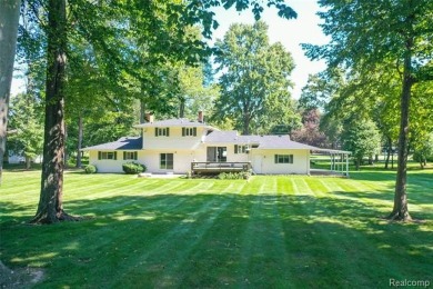 Take a look at this beautiful setting, it's only had one owner on IMA Brookwood Golf Course in Michigan - for sale on GolfHomes.com, golf home, golf lot