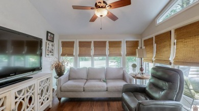 Luxury 2BR/2.5BA condo on the 15th green of Paducah Country Club on Country Club of Paducah in Kentucky - for sale on GolfHomes.com, golf home, golf lot