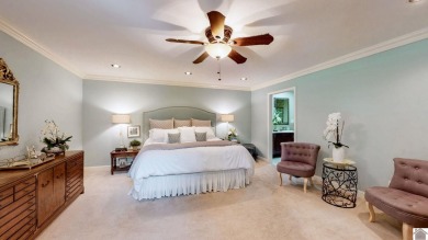Luxury 2BR/2.5BA condo on the 15th green of Paducah Country Club on Country Club of Paducah in Kentucky - for sale on GolfHomes.com, golf home, golf lot