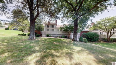 Luxury 2BR/2.5BA condo on the 15th green of Paducah Country Club on Country Club of Paducah in Kentucky - for sale on GolfHomes.com, golf home, golf lot