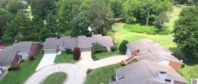 Luxury 2BR/2.5BA condo on the 15th green of Paducah Country Club on Country Club of Paducah in Kentucky - for sale on GolfHomes.com, golf home, golf lot