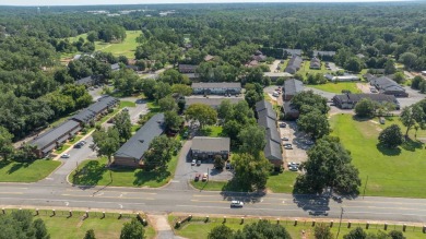 The Weeks Group is pleased to offer Country Club Apartments, a on Southwestern Golf Links in Georgia - for sale on GolfHomes.com, golf home, golf lot