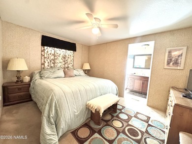 NO HOA!!! * ENTERTAINER'S DREAM * SQUARE FEET, SQUARE FEET on Pinewood Country Club in Arizona - for sale on GolfHomes.com, golf home, golf lot