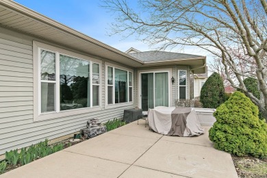 Welcome to this beautiful open and airy Ranch home offering the on Whisper Creek Golf Club in Illinois - for sale on GolfHomes.com, golf home, golf lot