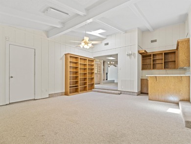 Across the street from DeSoto Lake! This charming 3-bedroom on DeSoto Golf Course in Arkansas - for sale on GolfHomes.com, golf home, golf lot