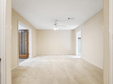 Across the street from DeSoto Lake! This charming 3-bedroom on DeSoto Golf Course in Arkansas - for sale on GolfHomes.com, golf home, golf lot