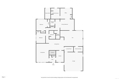 Across the street from DeSoto Lake! This charming 3-bedroom on DeSoto Golf Course in Arkansas - for sale on GolfHomes.com, golf home, golf lot