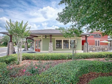 Stunning Juniper Designer Series Home in Arlington Ridge - Your on Arlington Ridge Golf Club in Florida - for sale on GolfHomes.com, golf home, golf lot