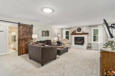 Darling and move-in ready, this updated 3-bed, 2-bath home is on Balboa Golf Course in Arkansas - for sale on GolfHomes.com, golf home, golf lot