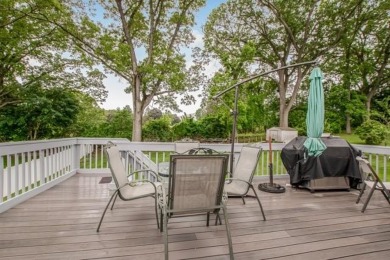 Meticulously maintained split-level home in Elmsford with major on Elmwood Country Club in New York - for sale on GolfHomes.com, golf home, golf lot