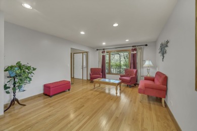 NORTH FACING BEAUTIFUL, FABULOUS 4BR+OFFICE+LOFT HOME ON on The Arboretum Club in Illinois - for sale on GolfHomes.com, golf home, golf lot