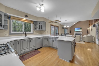 NORTH FACING BEAUTIFUL, FABULOUS 4BR+OFFICE+LOFT HOME ON on The Arboretum Club in Illinois - for sale on GolfHomes.com, golf home, golf lot