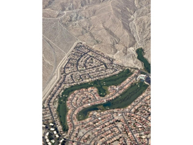 This lovely  custom built home has 3 bedrooms, 3 baths, 2,679 sq on Mission Lakes Country Club in California - for sale on GolfHomes.com, golf home, golf lot