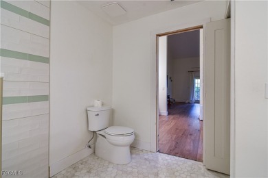 Large Family? Love To Entertain? In EXCESS Of 3000 Square Feet on El Rio Golf Course and Club in Florida - for sale on GolfHomes.com, golf home, golf lot