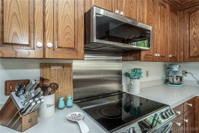 WELCOME TO THIS CHARMING TRADITIONAL 4BED/2.5BA HOME IN on Kings Grant Golf and Country Club in North Carolina - for sale on GolfHomes.com, golf home, golf lot