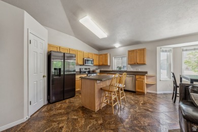 Welcome to this incredible Spanish Fork rambler, lovingly on Spanish Oaks Golf Course in Utah - for sale on GolfHomes.com, golf home, golf lot