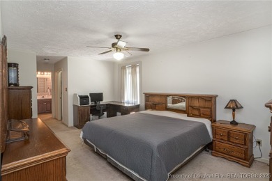 WELCOME TO THIS CHARMING TRADITIONAL 4BED/2.5BA HOME IN on Kings Grant Golf and Country Club in North Carolina - for sale on GolfHomes.com, golf home, golf lot