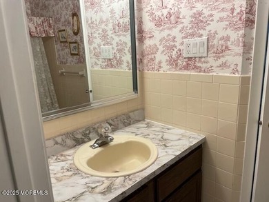 Popular Hawthorne model located in sought after Lions Head South on Lions Head Country Club in New Jersey - for sale on GolfHomes.com, golf home, golf lot