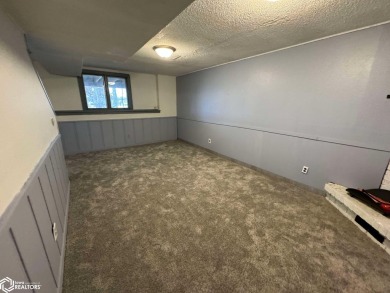 This home is currently listed as a *Delayed Showing.* Under no on Appanoose Country Club in Iowa - for sale on GolfHomes.com, golf home, golf lot