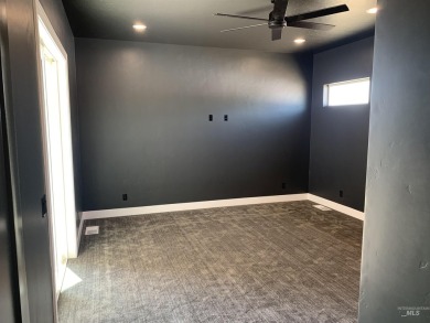 Beautiful new home on 1 acre in one of Middleton's most on Purple Sage Golf Course in Idaho - for sale on GolfHomes.com, golf home, golf lot