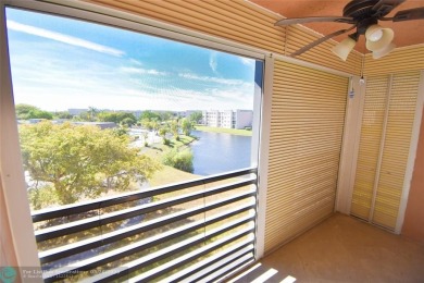 Retirement living at its finest! This stunning, updated 2/2 unit on Sunrise Lakes Phase IV Golf Course in Florida - for sale on GolfHomes.com, golf home, golf lot