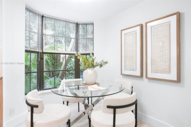 Turnkey Luxury in Boca Pointe! Elegantly renovated 3-bed, 2 on Boca Pointe Country Club in Florida - for sale on GolfHomes.com, golf home, golf lot