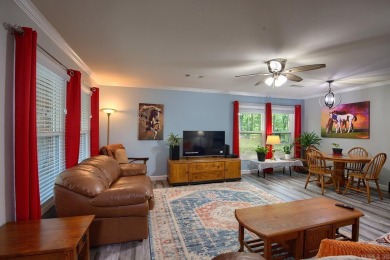 This is the one!!! Impeccably updated and in a great location on DeSoto Golf Course in Arkansas - for sale on GolfHomes.com, golf home, golf lot