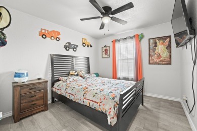 TALK ABOUT ADORABLE, THIS 3 BEDROOM/2 BATH/ 2 CAR GARAGE ON A on Hogan Park Golf Course in Texas - for sale on GolfHomes.com, golf home, golf lot
