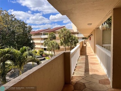 REDUCED!!!  FABULOUS 2 bed 2 bath unit in ENVIRON. GORGEOUS on Inverrary Country Club in Florida - for sale on GolfHomes.com, golf home, golf lot