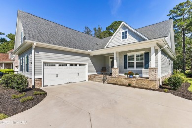 Autumn is truly a beautiful time of year.  Locals might tell you on Carolina National Golf Club in North Carolina - for sale on GolfHomes.com, golf home, golf lot
