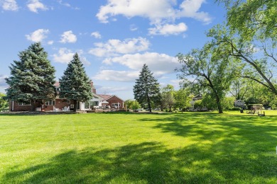 2 Story residence with 4 bedrooms and 3-1/2 baths with a Golf on Oak Hills Country Club in Illinois - for sale on GolfHomes.com, golf home, golf lot