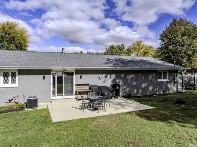 This inviting ranch-style home offers a great layout with a on Muncie Elks Country Club in Indiana - for sale on GolfHomes.com, golf home, golf lot