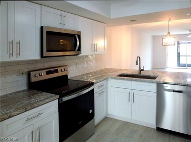 This 2 bedroom 2 bathroom condo is located in the golfer's on  in Florida - for sale on GolfHomes.com, golf home, golf lot