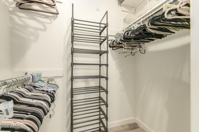 Beautiful 2-bedroom, 2-bath Gemini home in Sun City! Split floor on Sun City Lakes West and East in Arizona - for sale on GolfHomes.com, golf home, golf lot