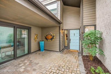 Beautifully remodeled 3-bed, 3-bath single-family home in the on  in Florida - for sale on GolfHomes.com, golf home, golf lot