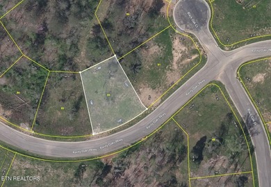 Buildable Lot in Forest Creek Village! This prime lot is ready on Oak Ridge Country Club in Tennessee - for sale on GolfHomes.com, golf home, golf lot