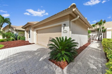 Beautiful one-story spacious stucco Villa w/ 15 ft ceilings on Aberdeen Golf and Country Club in Florida - for sale on GolfHomes.com, golf home, golf lot