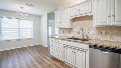 Corner lot in Pecan Plantation! This 2-bedroom, 2-bath home sits on Pecan Plantation Country Club in Texas - for sale on GolfHomes.com, golf home, golf lot