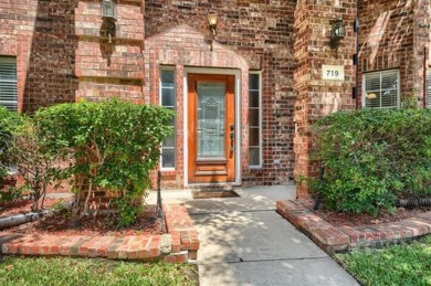 Welcome to this spacious home, ready to welcome new owners. The on Firewheel Golf Park in Texas - for sale on GolfHomes.com, golf home, golf lot